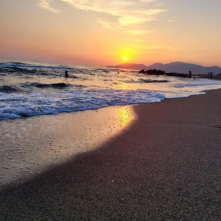 Ideal Konumda Huzur Dolu Ev וילה דלמן
